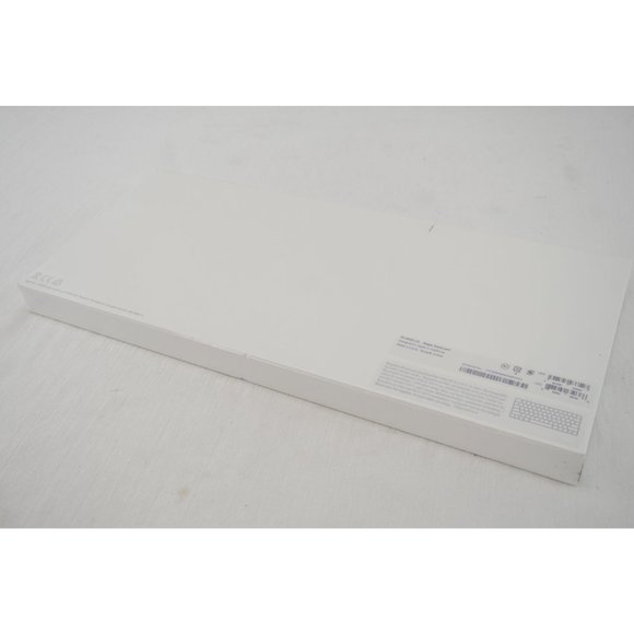 New Apple Magic Keyboard | A1644, MLA22LL/A, Bluetooth, Rechargeable - Picture 2 of 3